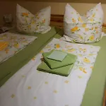 Alojamento de Acomodação e Pequeno-almoço Gaestezimmer Charlotte 4*