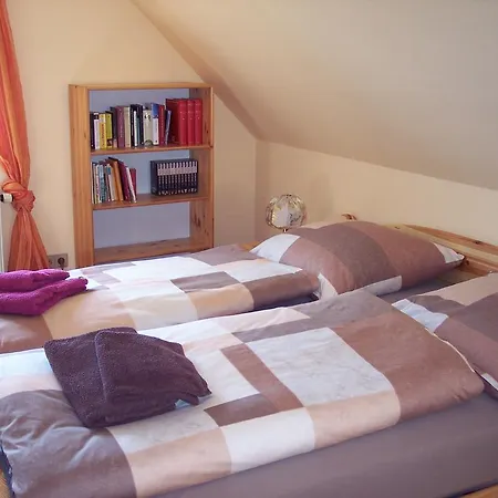 Gaestezimmer Charlotte Alojamento de Acomodação e Pequeno-almoço